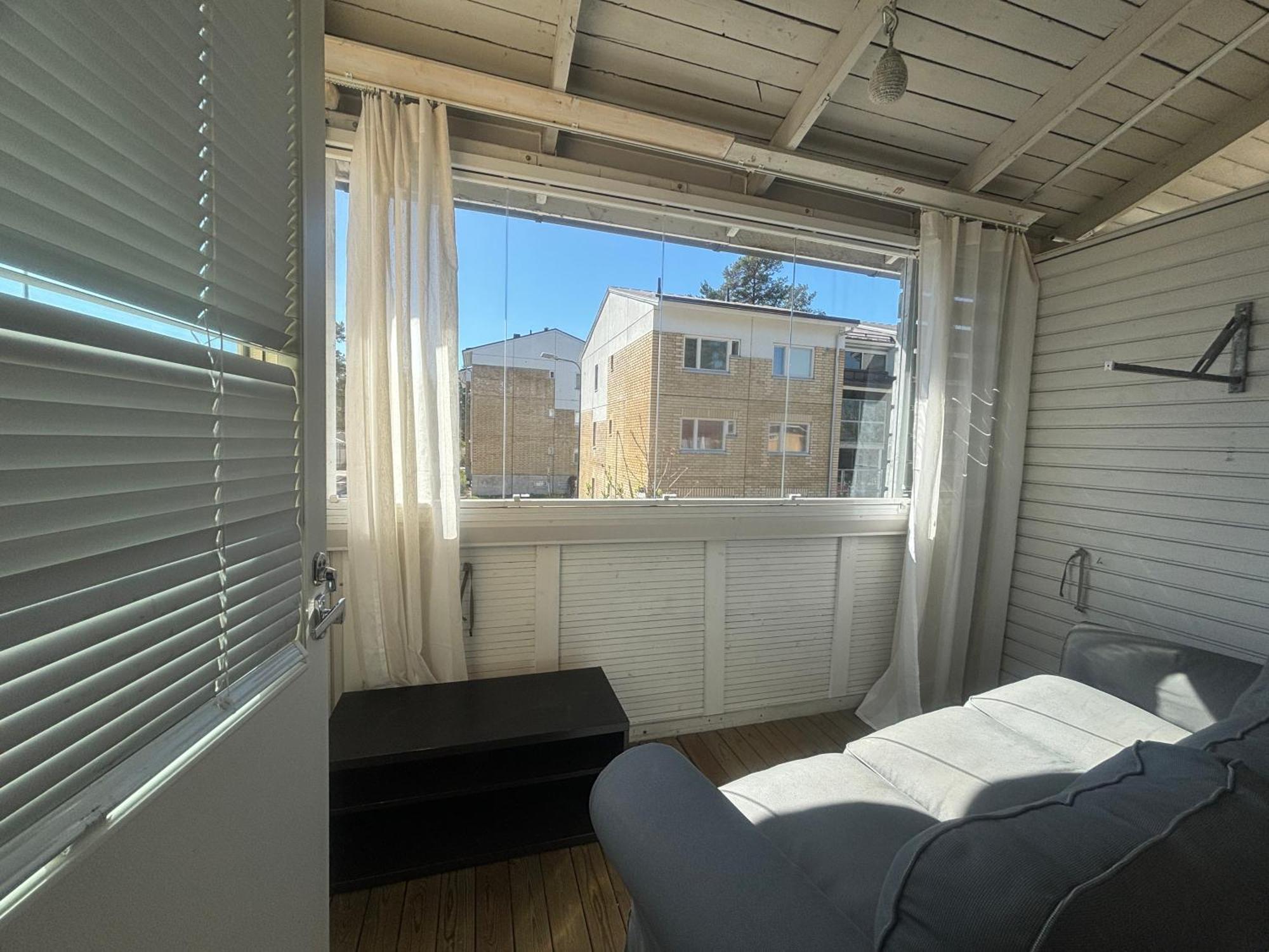 Private Rooms Near Metro, Free Parking,Direct Bus From Airport Helsinky Exteriér fotografie